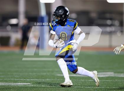 Thumbnail 2 in Verbum Dei vs. Bosco Tech photogallery.