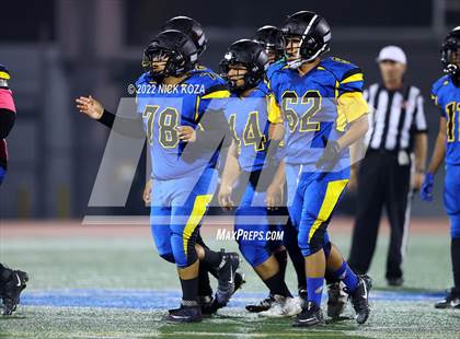 Thumbnail 1 in Verbum Dei vs. Bosco Tech photogallery.
