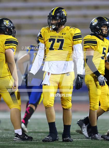Thumbnail 1 in Verbum Dei vs. Bosco Tech photogallery.