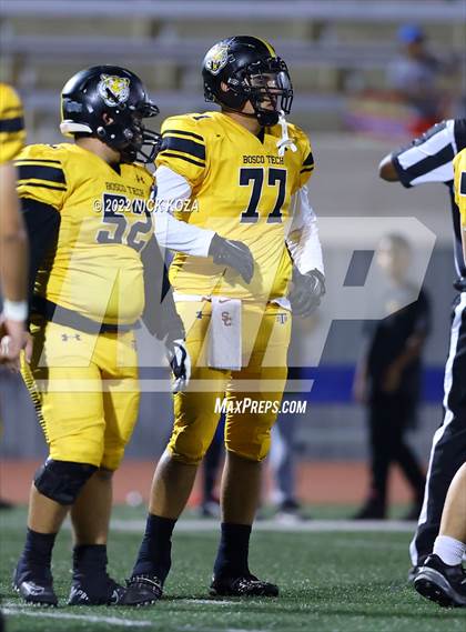 Thumbnail 3 in Verbum Dei vs. Bosco Tech photogallery.