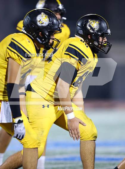 Thumbnail 3 in Verbum Dei vs. Bosco Tech photogallery.