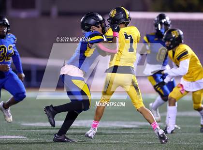 Thumbnail 2 in Verbum Dei vs. Bosco Tech photogallery.
