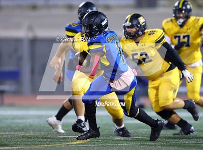 Thumbnail 1 in Verbum Dei vs. Bosco Tech photogallery.