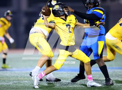Thumbnail 1 in Verbum Dei vs. Bosco Tech photogallery.