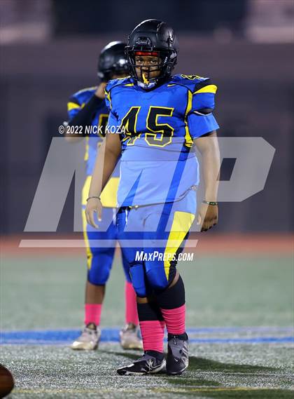 Thumbnail 2 in Verbum Dei vs. Bosco Tech photogallery.
