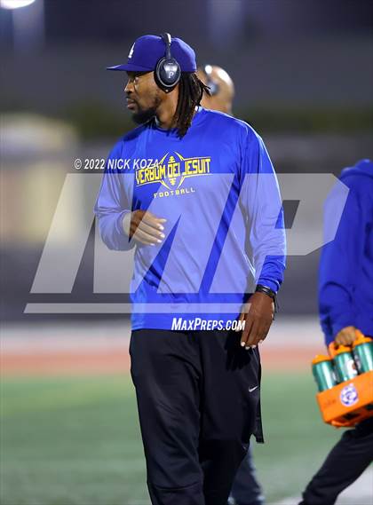 Thumbnail 1 in Verbum Dei vs. Bosco Tech photogallery.