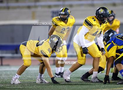 Thumbnail 1 in Verbum Dei vs. Bosco Tech photogallery.