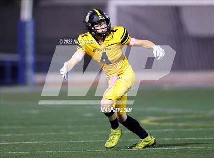 Thumbnail 2 in Verbum Dei vs. Bosco Tech photogallery.