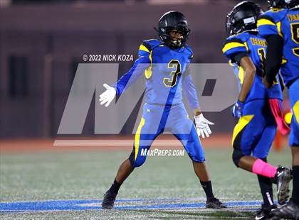 Thumbnail 1 in Verbum Dei vs. Bosco Tech photogallery.