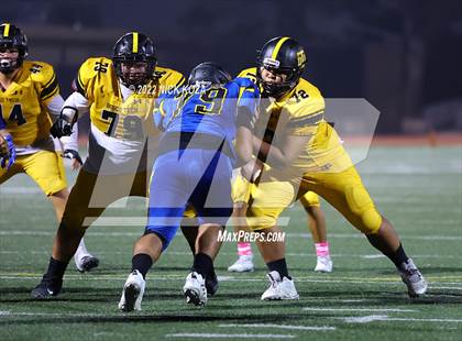 Thumbnail 2 in Verbum Dei vs. Bosco Tech photogallery.