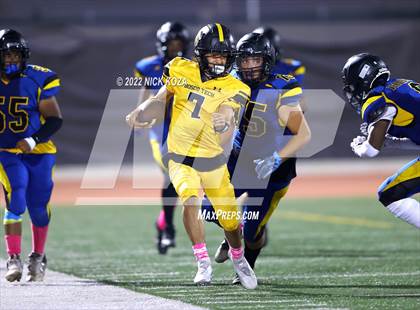 Thumbnail 3 in Verbum Dei vs. Bosco Tech photogallery.
