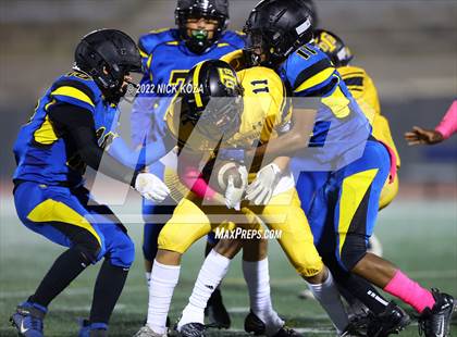 Thumbnail 2 in Verbum Dei vs. Bosco Tech photogallery.