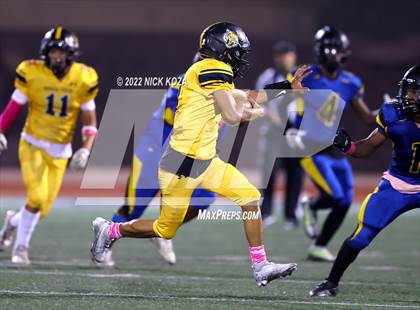 Thumbnail 2 in Verbum Dei vs. Bosco Tech photogallery.