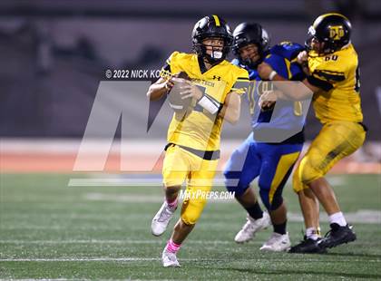 Thumbnail 1 in Verbum Dei vs. Bosco Tech photogallery.