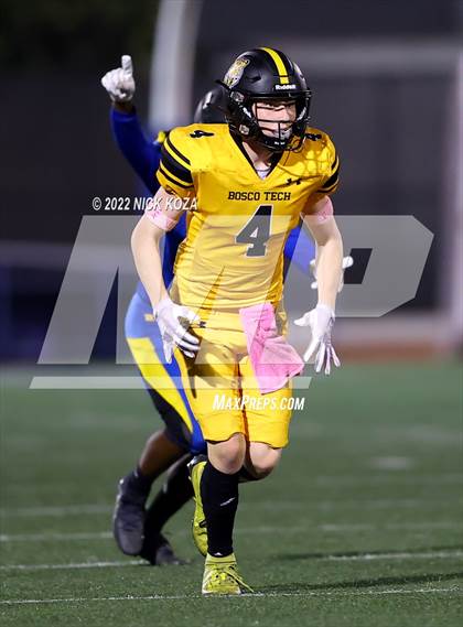 Thumbnail 2 in Verbum Dei vs. Bosco Tech photogallery.