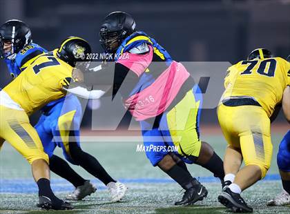 Thumbnail 2 in Verbum Dei vs. Bosco Tech photogallery.