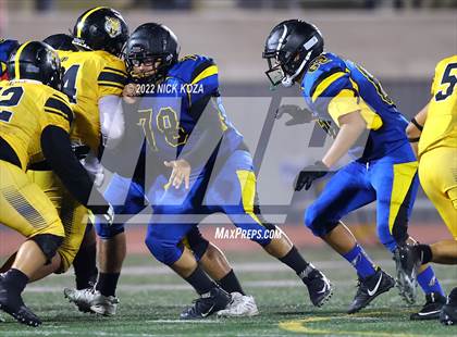 Thumbnail 2 in Verbum Dei vs. Bosco Tech photogallery.
