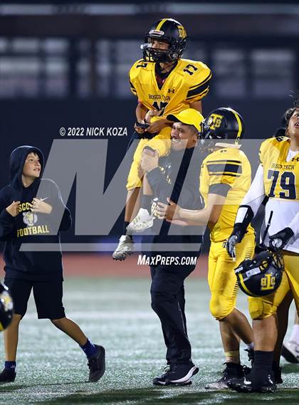Thumbnail 3 in Verbum Dei vs. Bosco Tech photogallery.