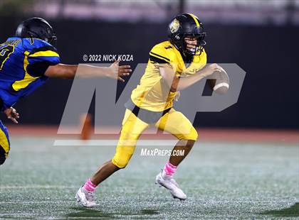 Thumbnail 2 in Verbum Dei vs. Bosco Tech photogallery.