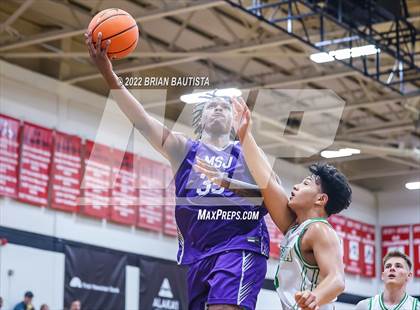 Thumbnail 1 in Leilehua vs. Mount St. Joseph (Iolani Classic Honolulu - Day 1) photogallery.