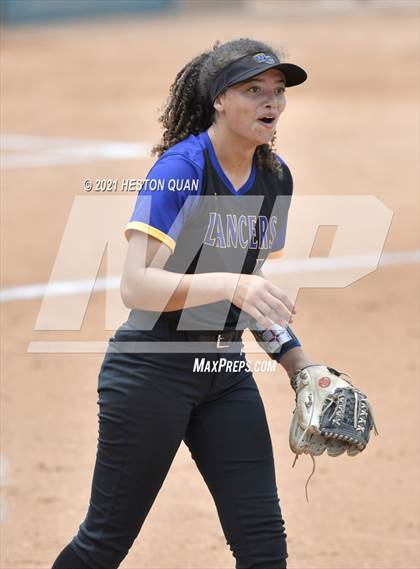 Thumbnail 3 in Ocean View vs. Western Christian (CIF-SS D5 Final) photogallery.