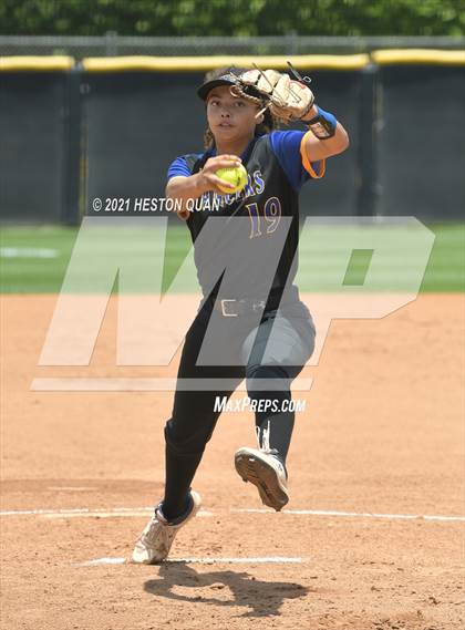 Thumbnail 3 in Ocean View vs. Western Christian (CIF-SS D5 Final) photogallery.