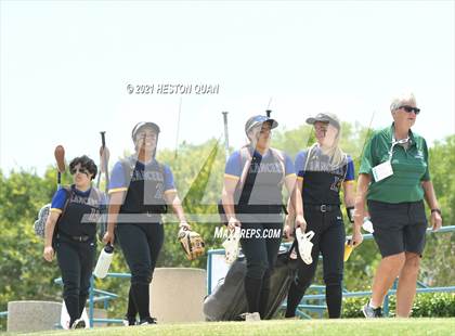 Thumbnail 3 in Ocean View vs. Western Christian (CIF-SS D5 Final) photogallery.