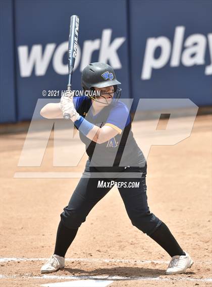Thumbnail 3 in Ocean View vs. Western Christian (CIF-SS D5 Final) photogallery.