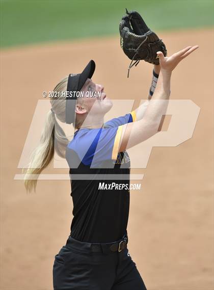 Thumbnail 3 in Ocean View vs. Western Christian (CIF-SS D5 Final) photogallery.