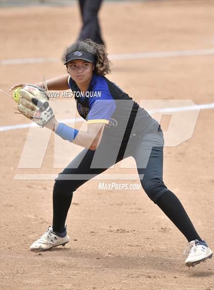 Thumbnail 2 in Ocean View vs. Western Christian (CIF-SS D5 Final) photogallery.