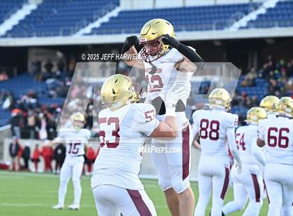 Thumbnail 2 in Bishop Watterson vs. Central Catholic (OHSAA Division 3 Final) photogallery.