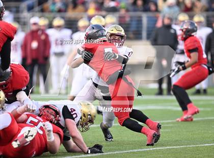 Thumbnail 1 in Bishop Watterson vs. Central Catholic (OHSAA Division 3 Final) photogallery.