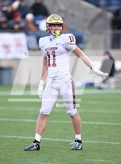 Thumbnail 2 in Bishop Watterson vs. Central Catholic (OHSAA Division 3 Final) photogallery.