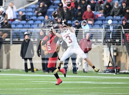 Thumbnail 2 in Bishop Watterson vs. Central Catholic (OHSAA Division 3 Final) photogallery.