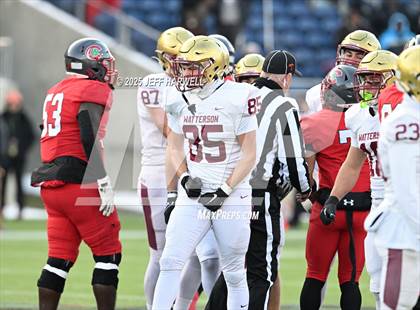 Thumbnail 3 in Bishop Watterson vs. Central Catholic (OHSAA Division 3 Final) photogallery.