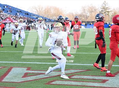 Thumbnail 3 in Bishop Watterson vs. Central Catholic (OHSAA Division 3 Final) photogallery.