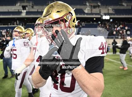 Thumbnail 3 in Bishop Watterson vs. Central Catholic (OHSAA Division 3 Final) photogallery.