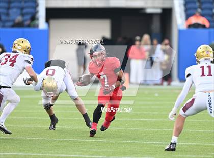 Thumbnail 1 in Bishop Watterson vs. Central Catholic (OHSAA Division 3 Final) photogallery.