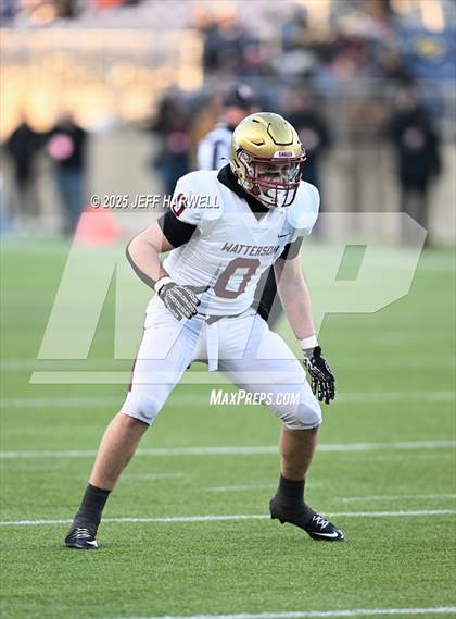 Thumbnail 2 in Bishop Watterson vs. Central Catholic (OHSAA Division 3 Final) photogallery.