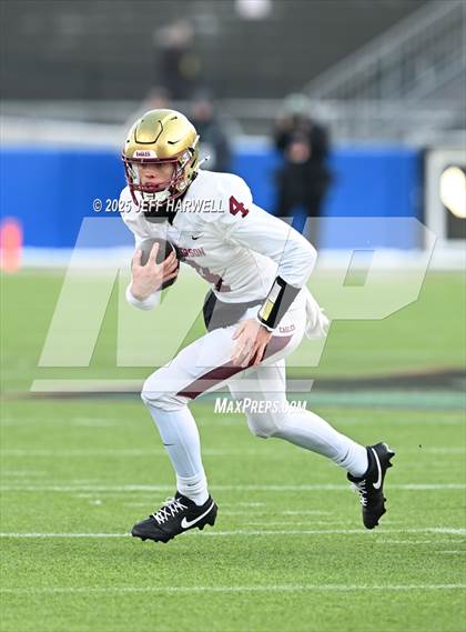 Thumbnail 2 in Bishop Watterson vs. Central Catholic (OHSAA Division 3 Final) photogallery.