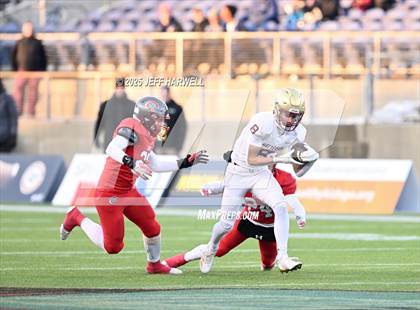 Thumbnail 1 in Bishop Watterson vs. Central Catholic (OHSAA Division 3 Final) photogallery.