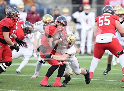 Thumbnail 3 in Bishop Watterson vs. Central Catholic (OHSAA Division 3 Final) photogallery.