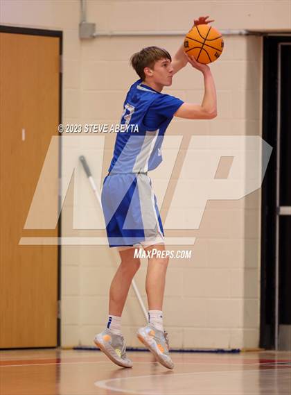 Thumbnail 3 in Fruita Monument vs. Smoky Hill (CHSAA 6A Sweet 16) photogallery.