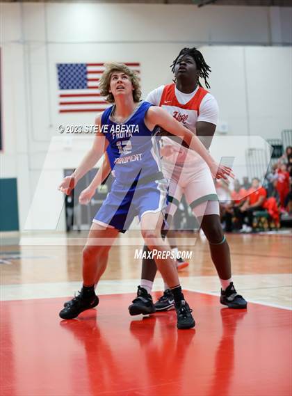 Thumbnail 3 in Fruita Monument vs. Smoky Hill (CHSAA 6A Sweet 16) photogallery.