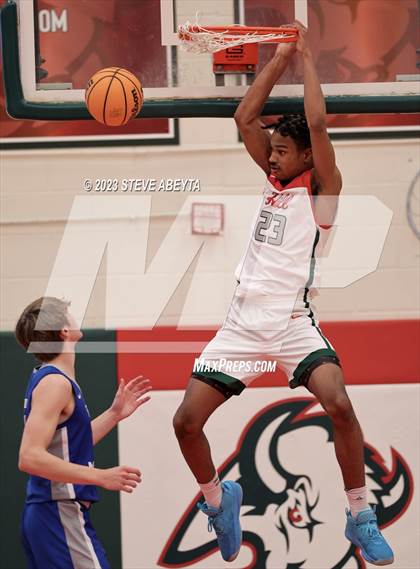 Thumbnail 2 in Fruita Monument vs. Smoky Hill (CHSAA 6A Sweet 16) photogallery.
