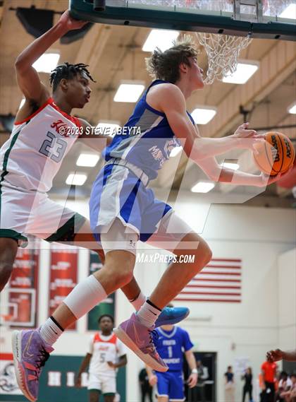 Thumbnail 2 in Fruita Monument vs. Smoky Hill (CHSAA 6A Sweet 16) photogallery.