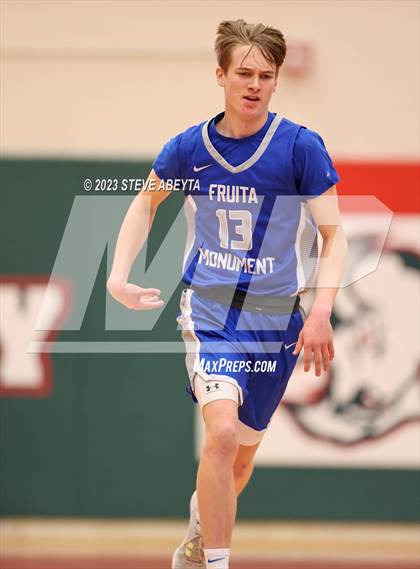 Thumbnail 2 in Fruita Monument vs. Smoky Hill (CHSAA 6A Sweet 16) photogallery.