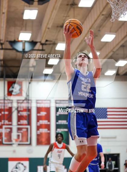 Thumbnail 3 in Fruita Monument vs. Smoky Hill (CHSAA 6A Sweet 16) photogallery.