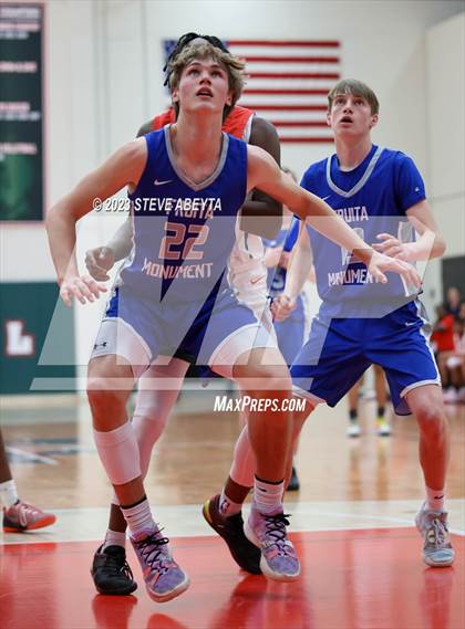 Thumbnail 3 in Fruita Monument vs. Smoky Hill (CHSAA 6A Sweet 16) photogallery.