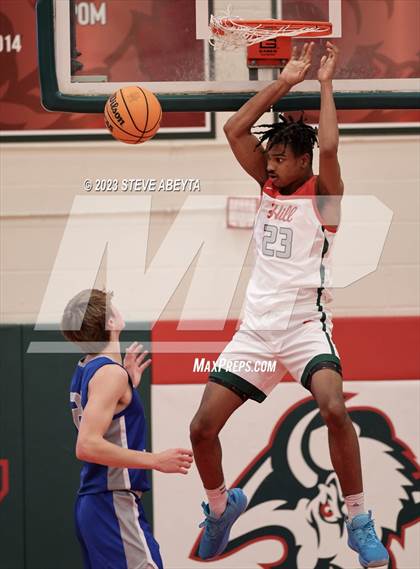 Thumbnail 3 in Fruita Monument vs. Smoky Hill (CHSAA 6A Sweet 16) photogallery.